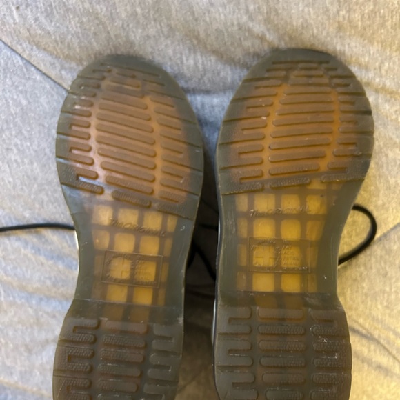 white doc martens - Picture 4 of 5